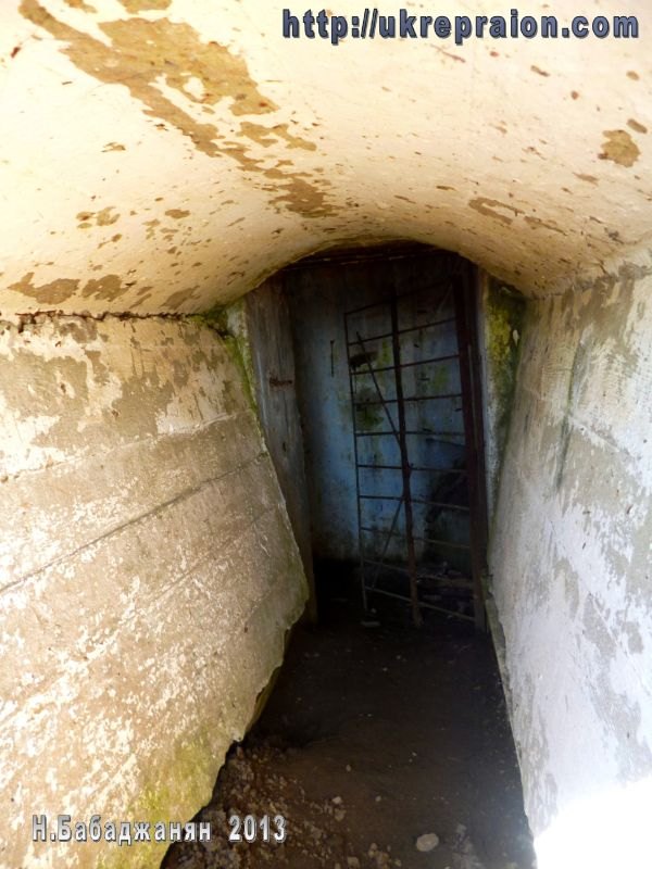 012_leur_pulemetnij_polukaponir_vhod