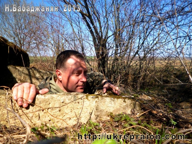 044_leur_issledovatelj_za_rabotoy